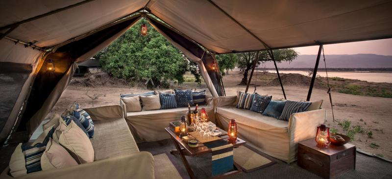Zambezi Expeditions, Mana Pools - www.PhotoSafaris.travel